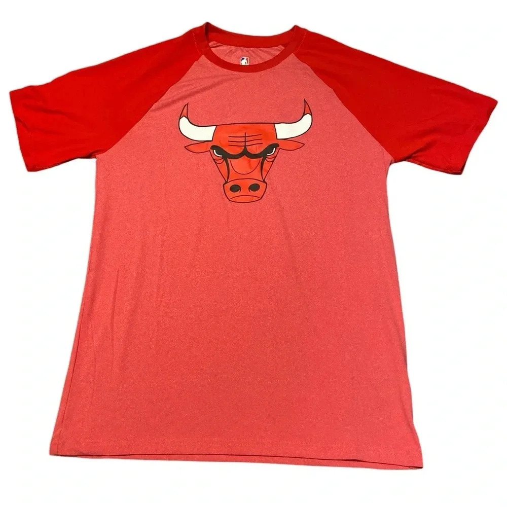 Chicago Bulls red T-shirt​